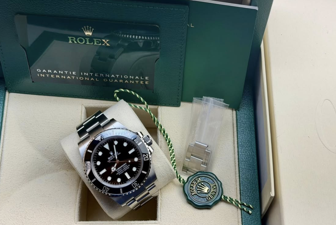 watch imageproduct/Screenshot 2025-11-17 at 2.57.35â¯PM.png_251117T225802-113f